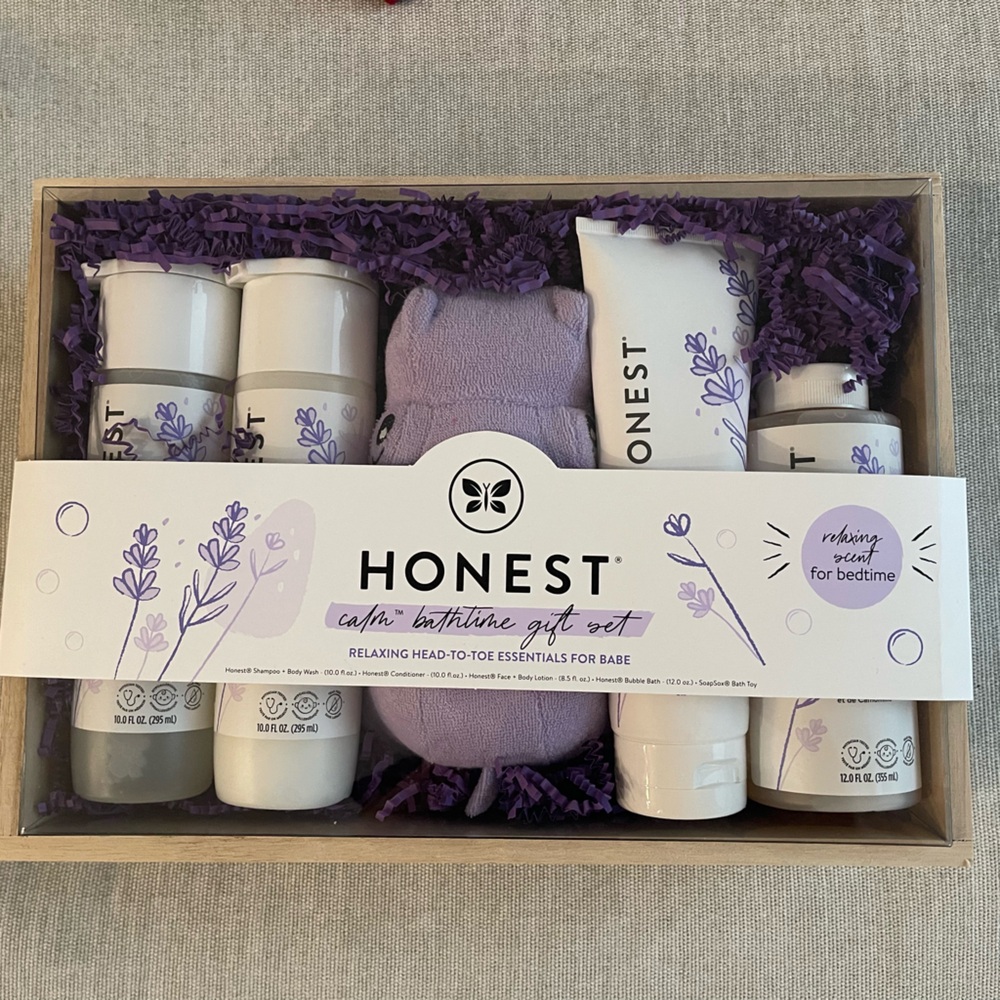 The Honest Company lavender gift set with hippo